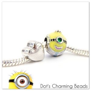 Despicable Me Minions Movie Heart Charms Beads